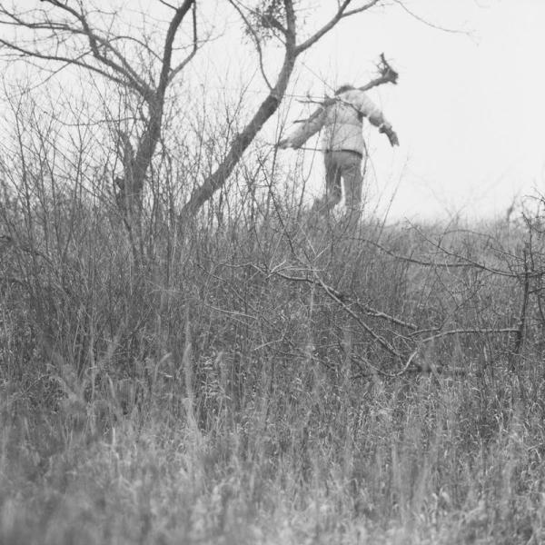 Antoni Zdebiak, Studium do projektu - Człowiek zmagający się z drzewm, 1987, negatyw acetylocelulozowy, nr inw 13-N-010-00025